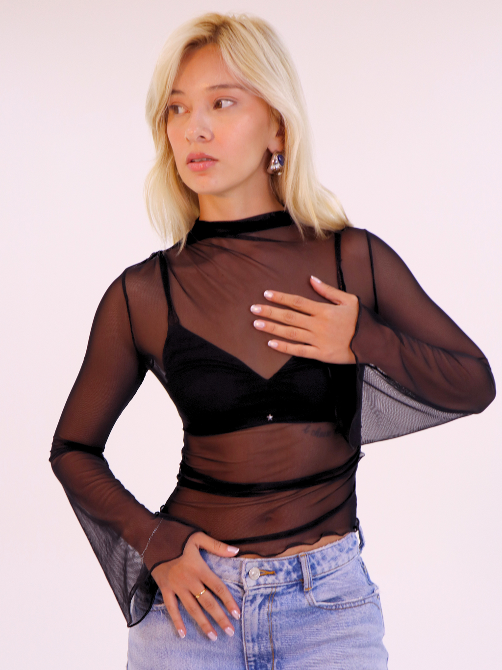 Buzo Bell Mesh Negro