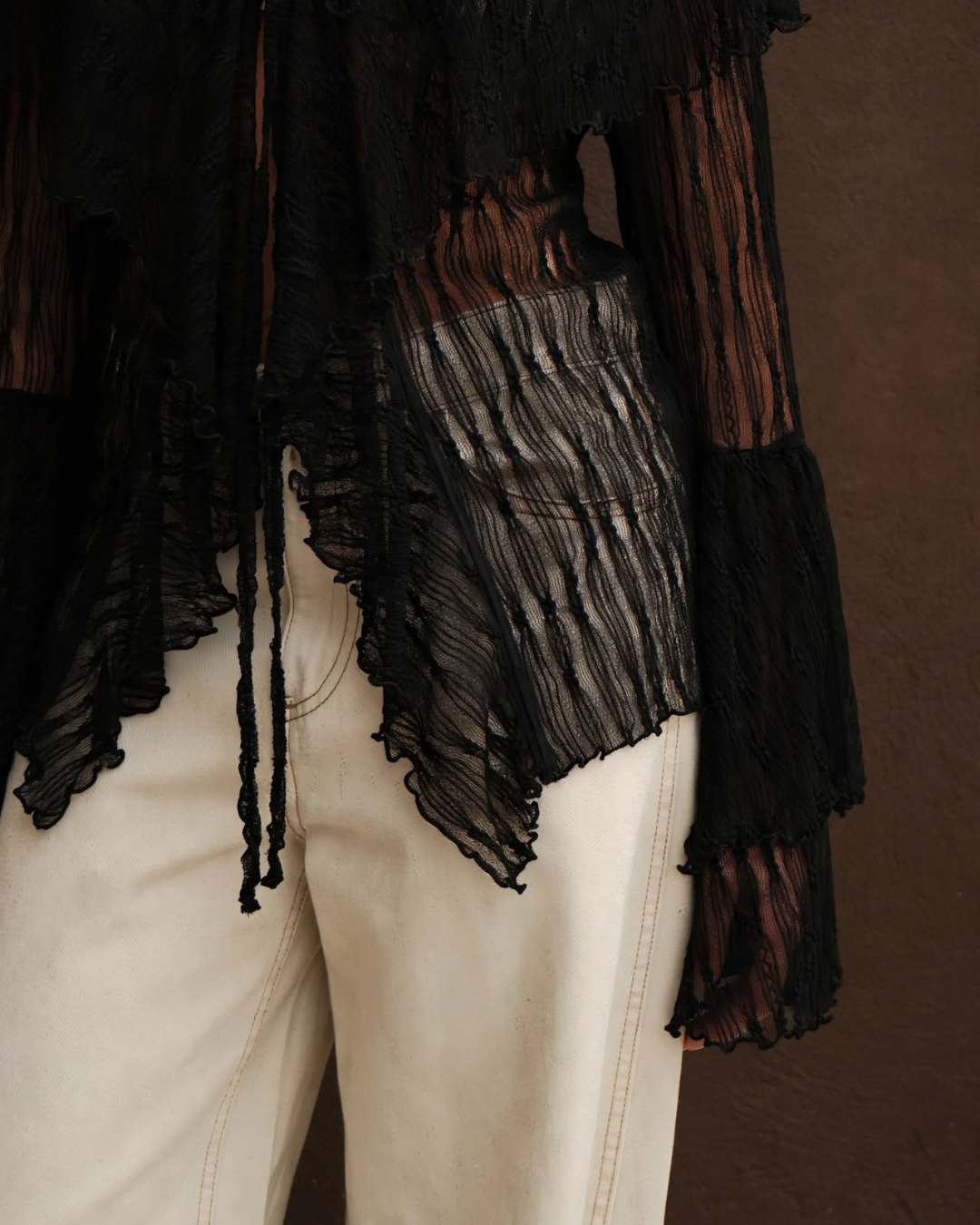 Top Billow Black